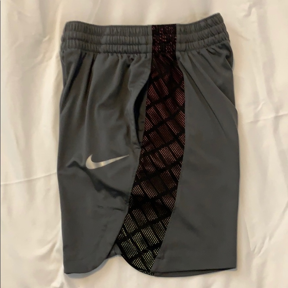 Nike Dri-Fit ELITE shorts. - Picture 4 of 8